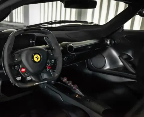 Ferrari LaFerrari nera