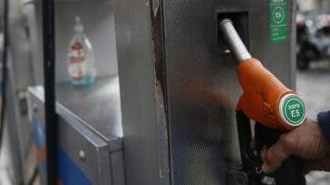Meno tasse sulla benzina