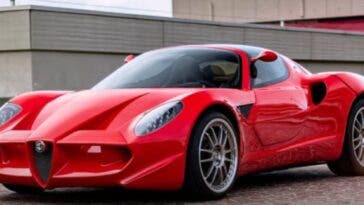 Nuova Alfa Romeo 33 Stradale