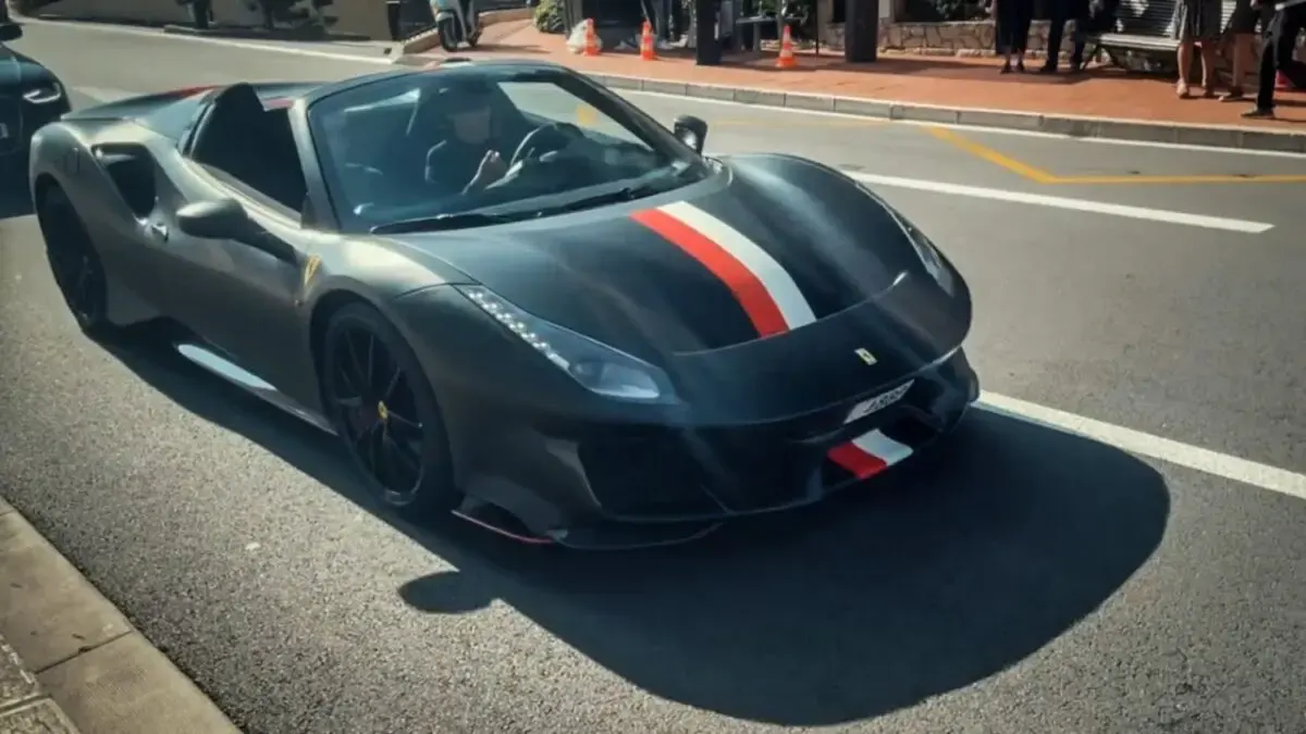 Ferrari 488 Pista Spider Leclerc