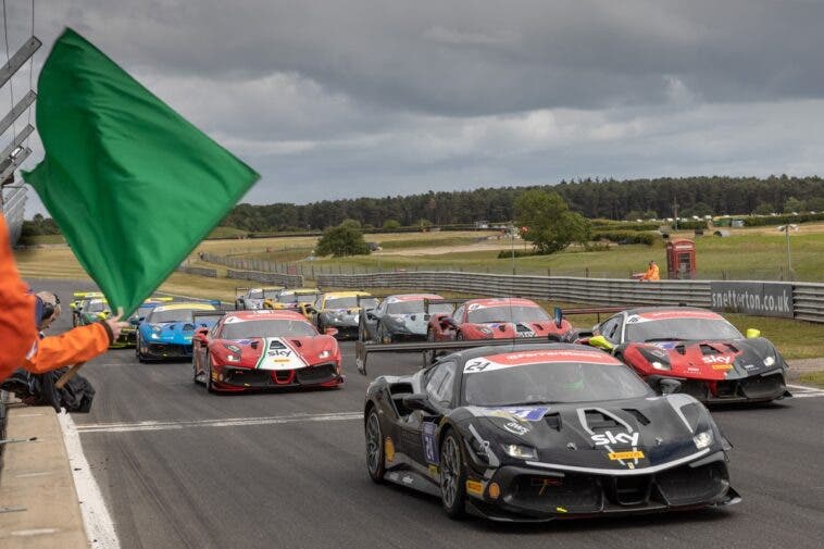 Ferrari Challenge Trofeo Pirelli UK secondo appuntamento