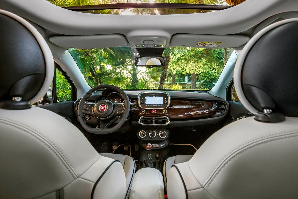 Fiat 500X Yacht Club Capri