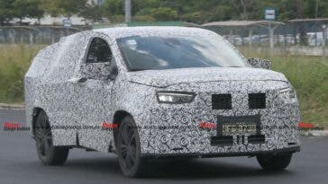 Fiat Fastback SUV coupé nuovo prototipo foto spia