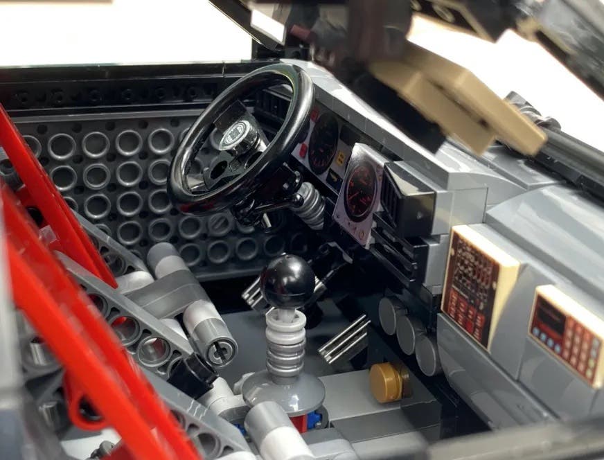 Lancia Delta Integrale in mattoncini Lego