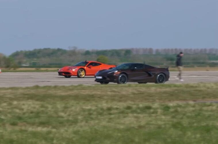 ferrari 458 speciale vs corvette c8