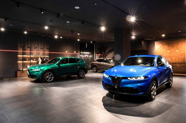 Alfa Romeo nuovo flagship store Milano