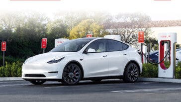 Leasys Rent CarCloud Tesla Model Y