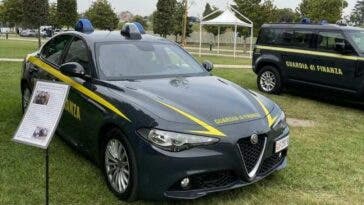 alalfa romeo giulia guardia di finanzafa romeo giulia guardia di finanza