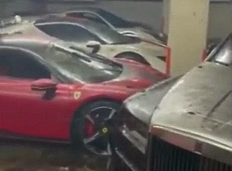 Ferrari garage allagato