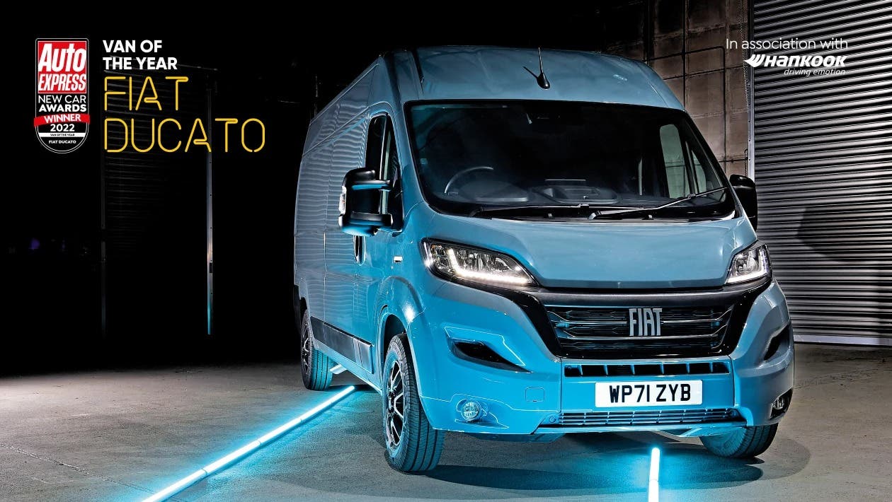 Fiat Ducato eletto Van of the Year 2022 da Auto Express 