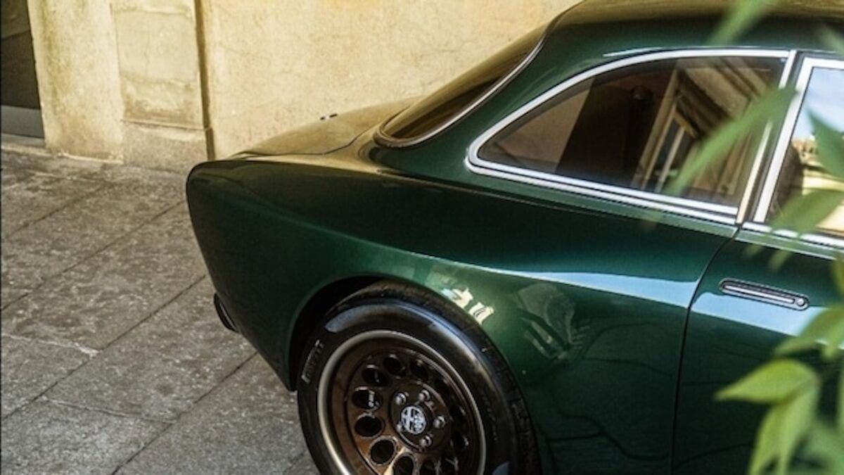 Alfa Romeo Giulia GT Totem