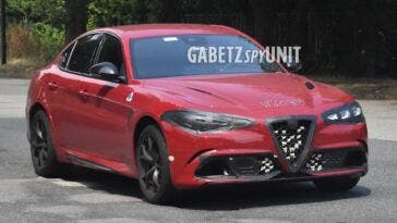 Alfa Romeo Giulia Quadrifoglio MY 2023