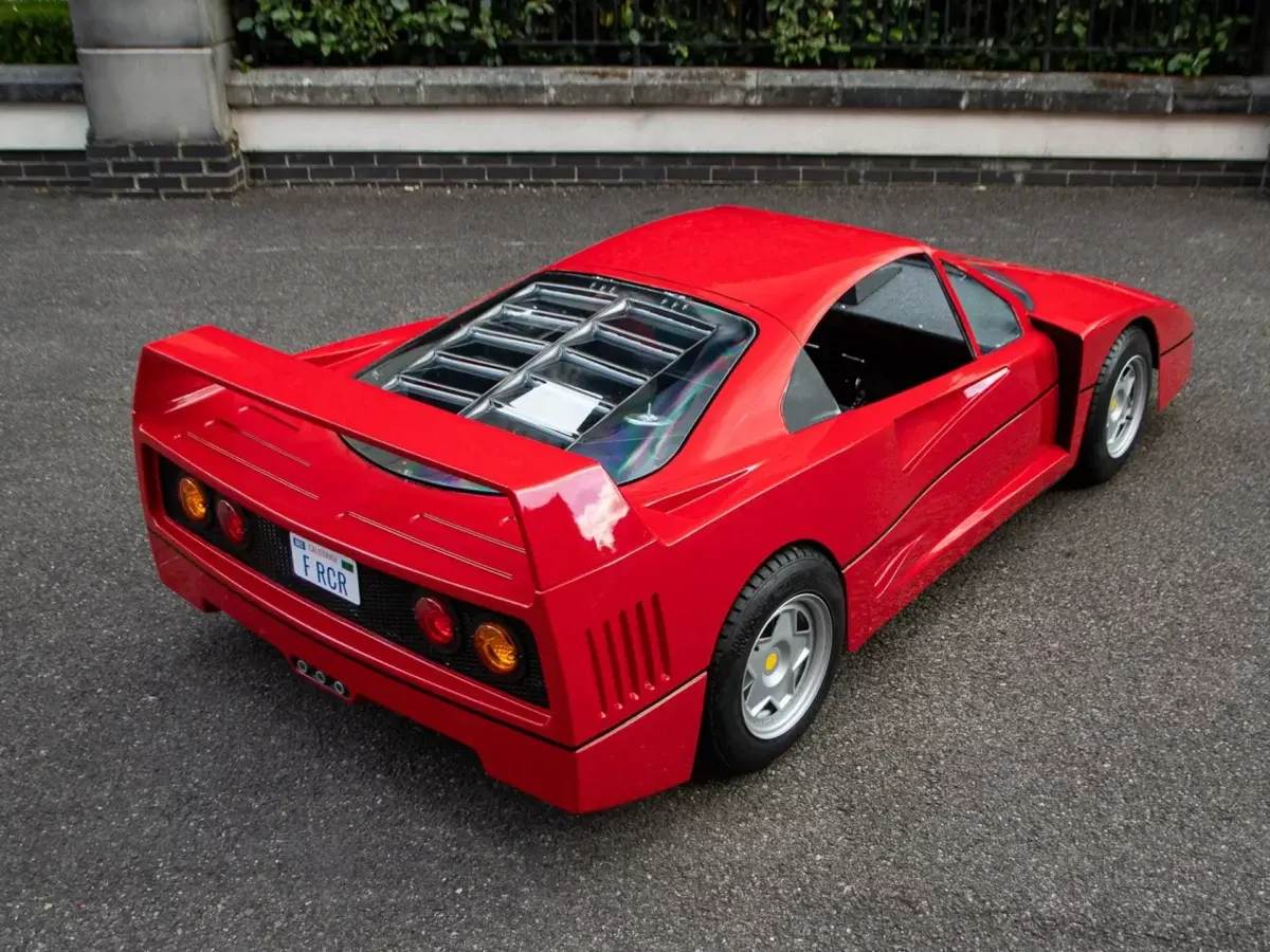 F-Racer Junior in stile Ferrari F40