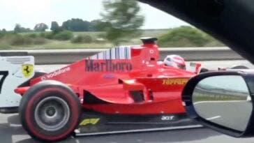 Ferrari GT2 in autostrada