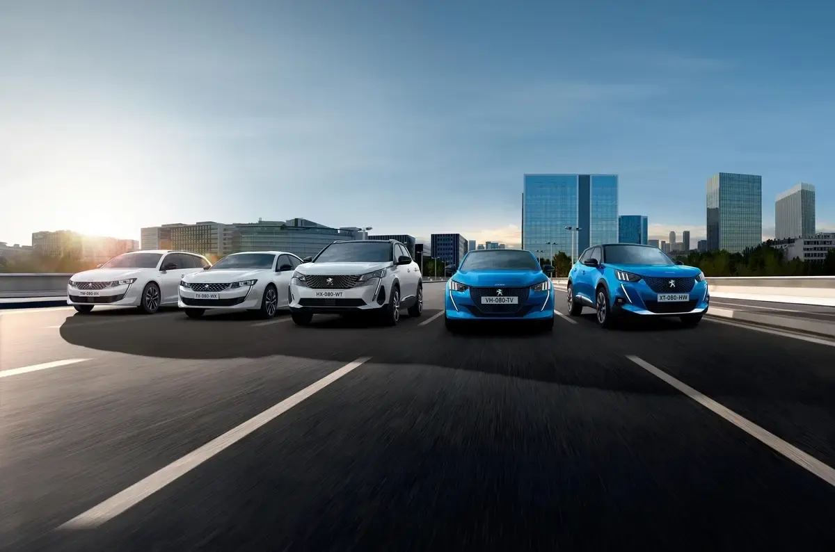 Peugeot assemblaggio gamma elettrificata