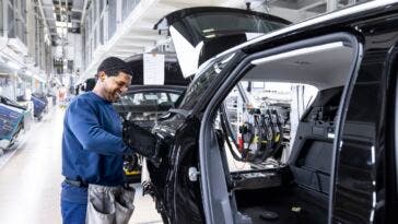 Stellantis stabilimento Sochaux