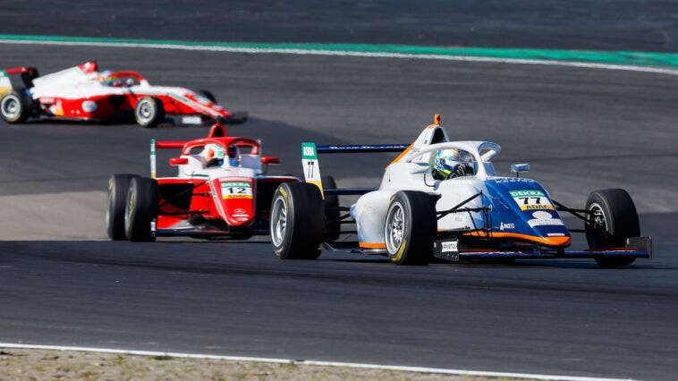 ADAC F4 Antonelli e Barnard