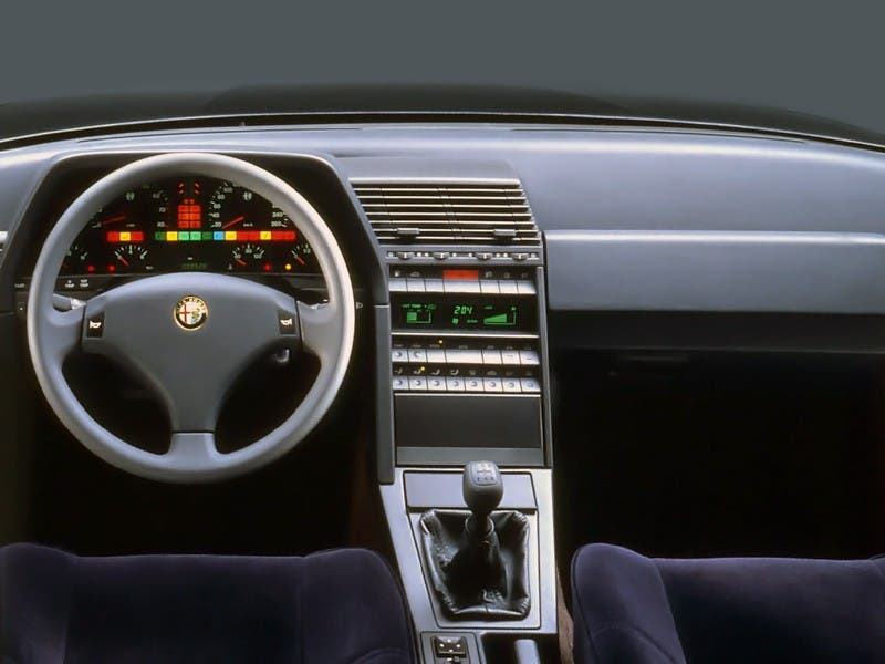 Alfa Romeo 164