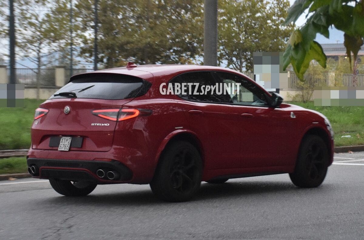 Alfa Romeo Stelvio Quadrifoglio restyling 2