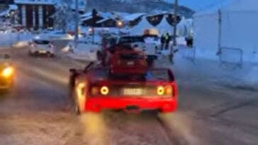 Ferrari F40 sulla neve