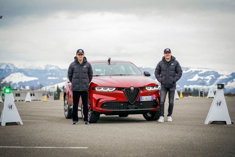 Alfa Romeo Tonale Plug-In Hybrid Q4 pista