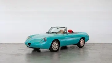 Alfa Romeo Spider Duetto Hybrid