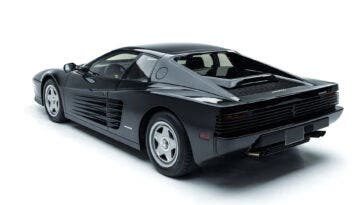 Ferrari Testarossa nera