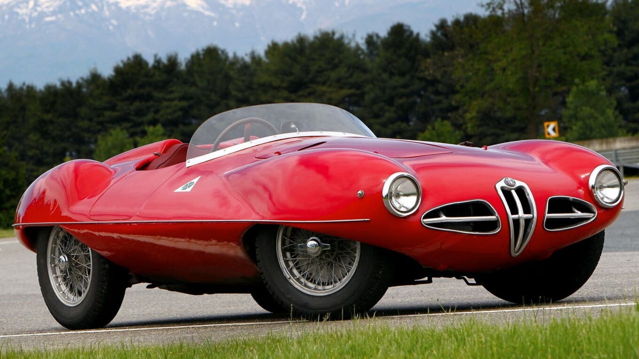 Alfa Romeo 1900 C52 Disco Volante