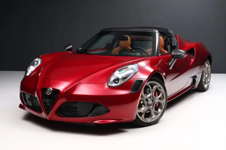 Alfa Romeo 4C Spider 33 Stradale Tributo 2020 asta