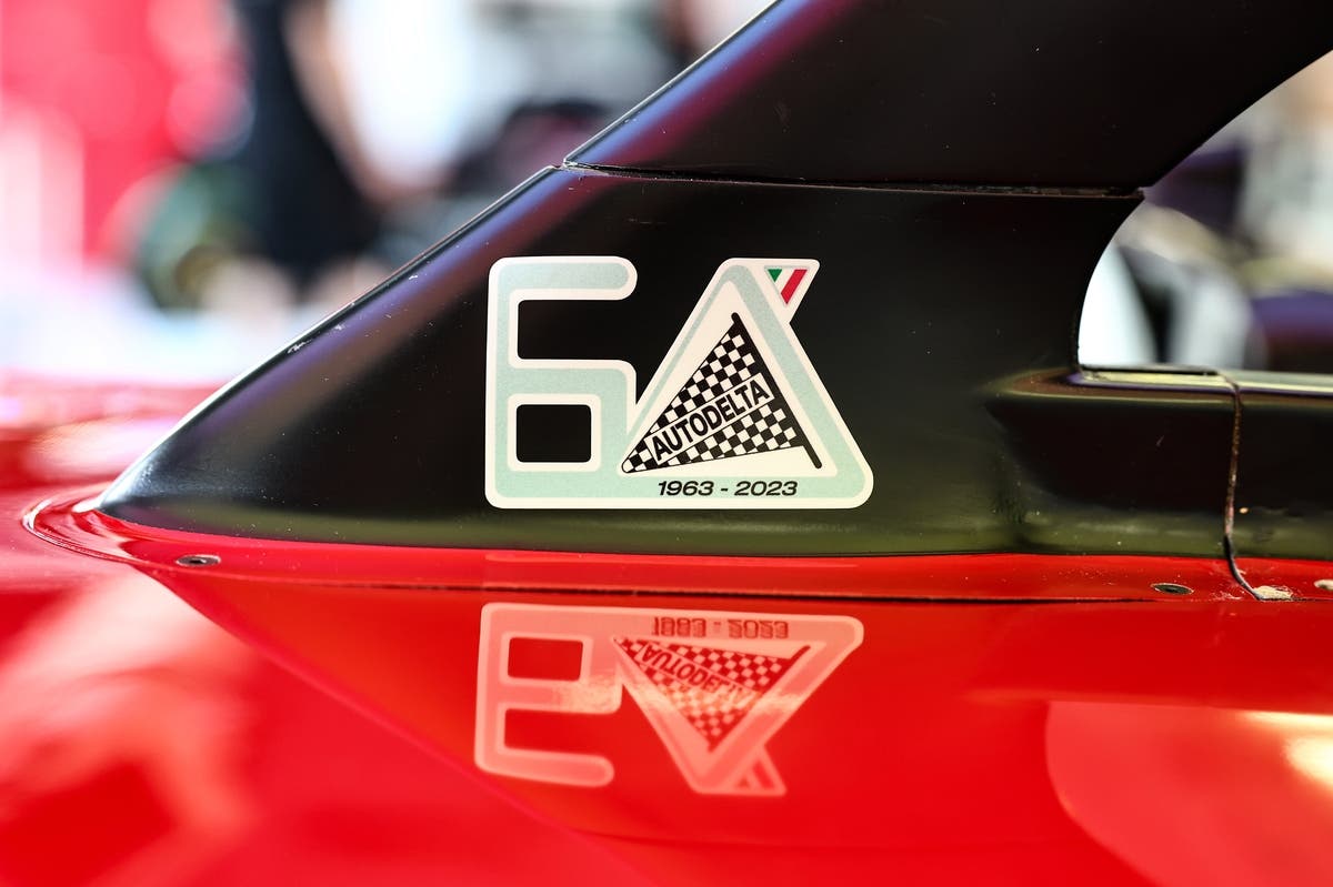 Alfa Romeo C43 logo Autodelta