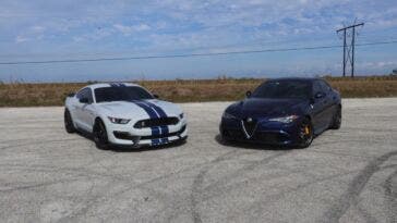 Alfa Romeo Giulia Quadrifoglio vs Ford Mustang Shelby GT350 drag race