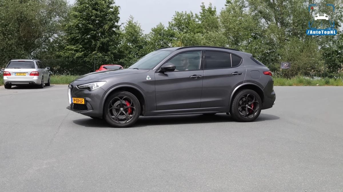 Alfa Romeo Stelvio Quadrifoglio AutoTop NL