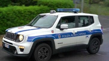 Jeep Renegade 4xe Polizia Locale Roma
