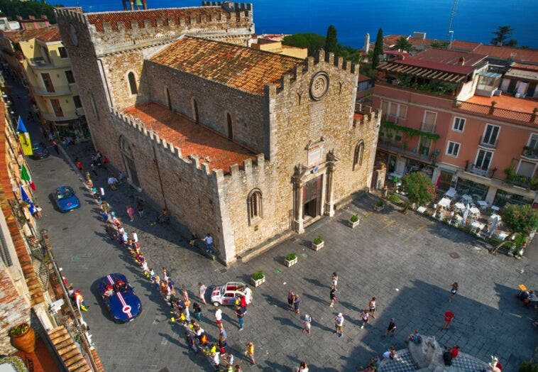 Ferrari Cavalcade Taormina