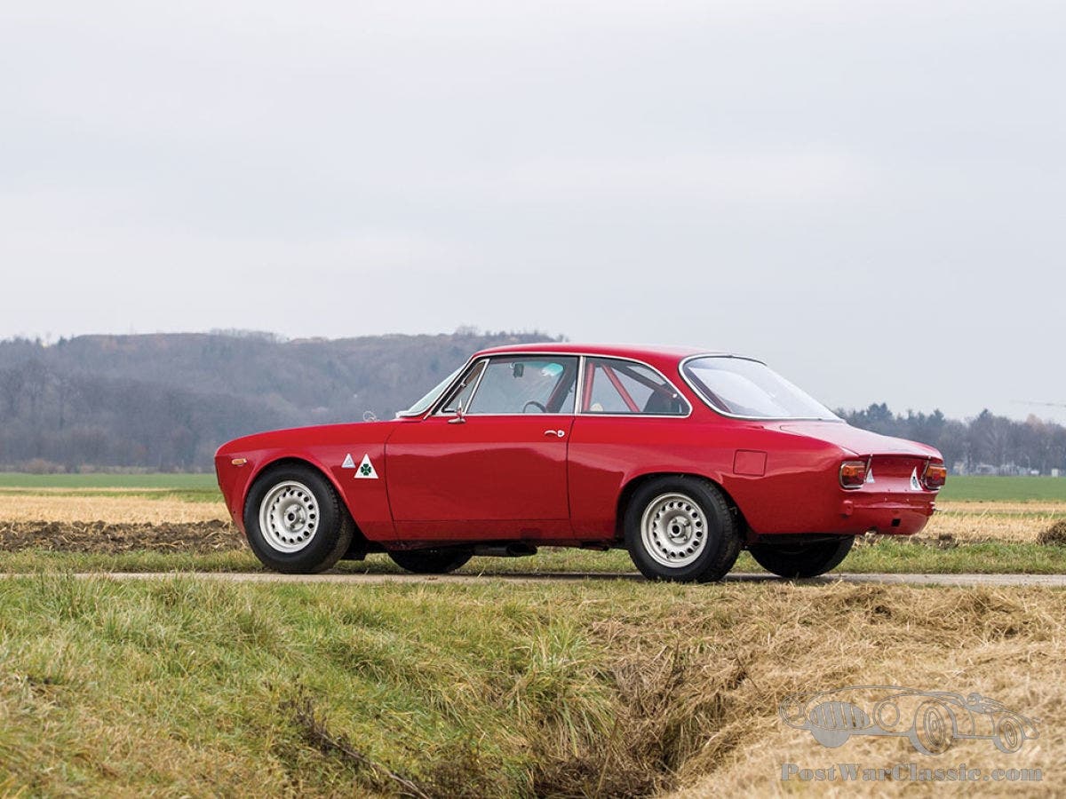 Alfa Romeo Giulia GTA