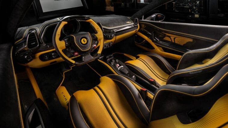 La Ferrari 458 Italia è una delle supercar più belle ed eleganti dell'era moderna. Il suo fascino non mostra i segni del tempo