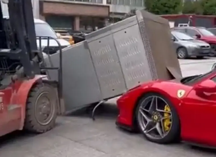 Ferrari F8 Tributo