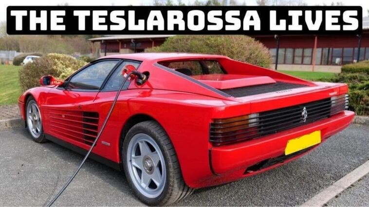 Ferrari Testarossa con motore Tesla