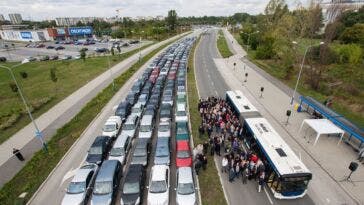 Auto trasporto pubblico Italia