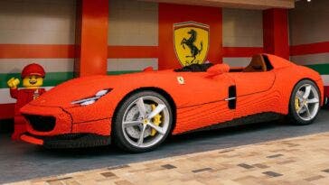 Ferrari Monza SP1 LEGO