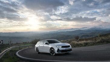 Opel Astra Sports Tourer GSe Europa