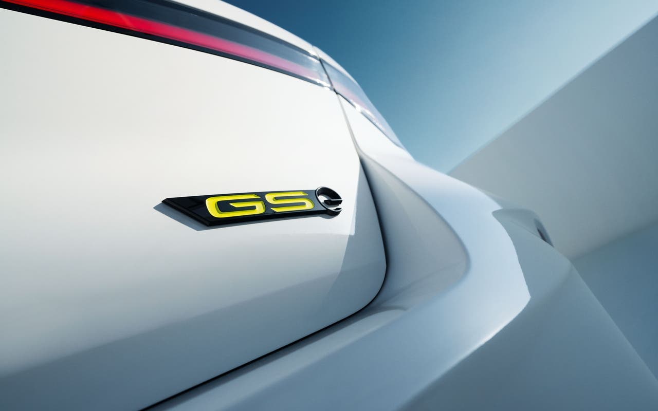 Opel Astra Sports Tourer GSe Europa