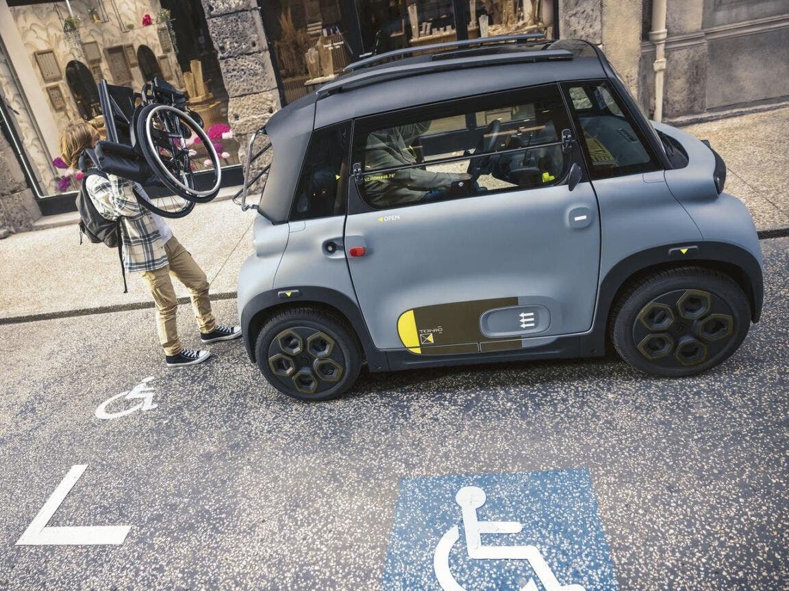 Fiat Topolino Vs Citroen Ami: ecco cosa cambia tra le due microcar ...