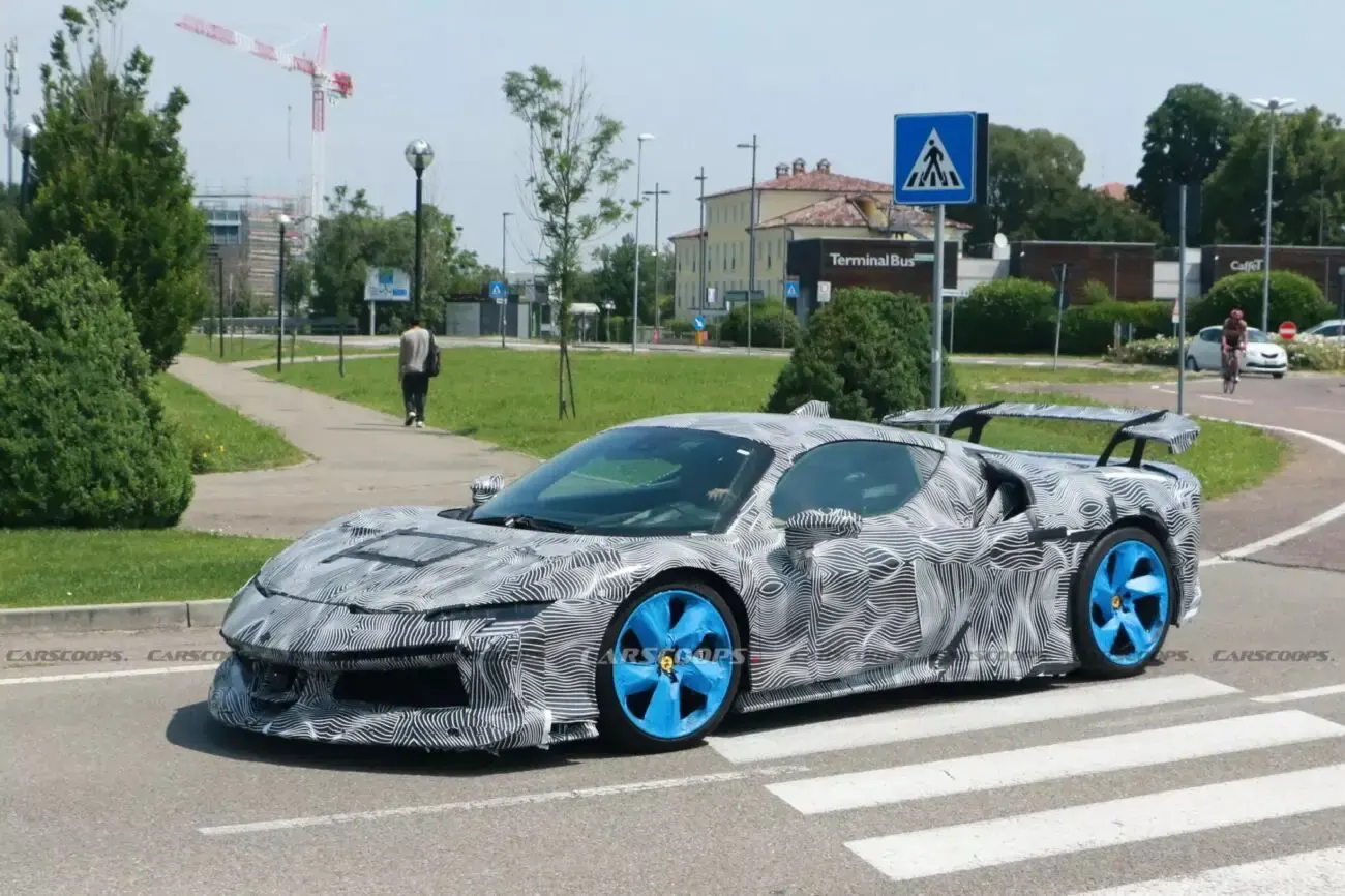 Ferrari SF90 LM