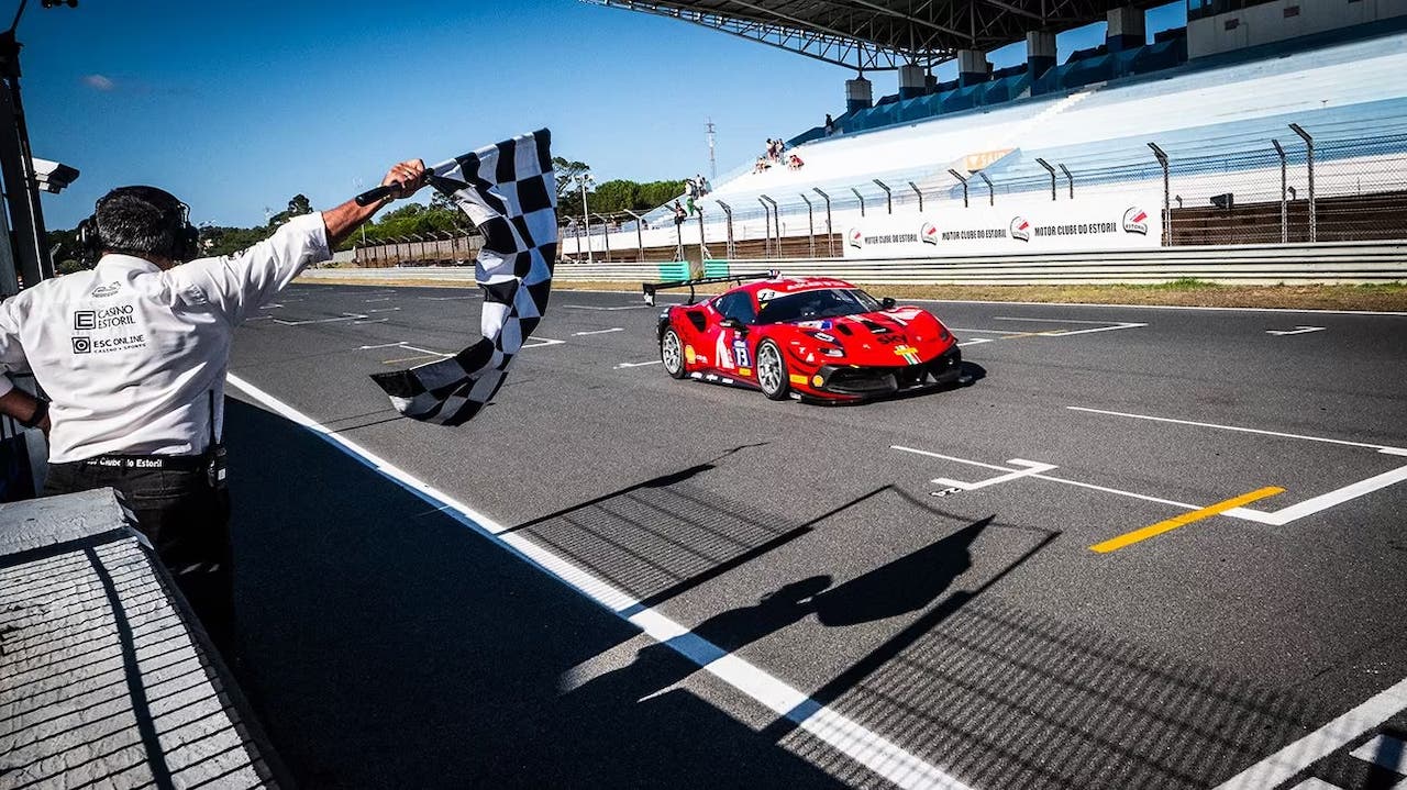 Ferrari Challenge Trofeo Pirelli Europe doppietta per Fleming e