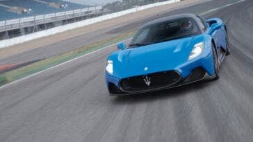 Maserati MC20 Sport Auto