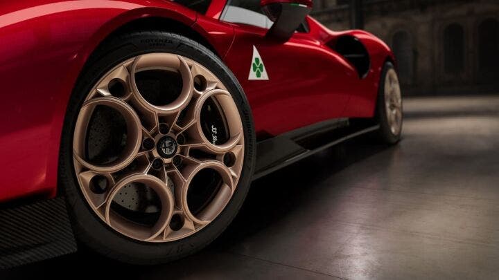 alfa romeo 33 stradale 2023 cerchione