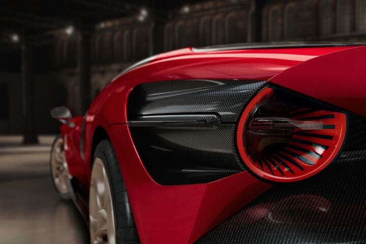 alfa romeo 33 stradale 2023 faro posteriore