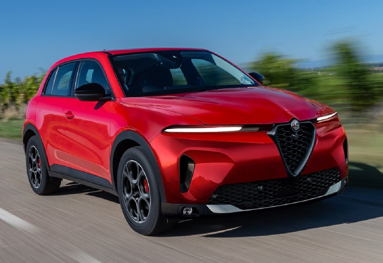 Alfa Romeo Junior 2024: a breve notizie importanti per il SUV compatto ...