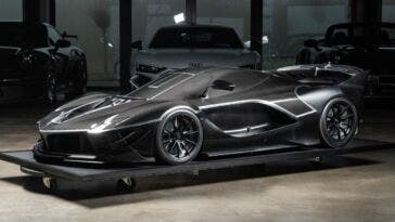Ferrari FXX-K Evo in scala 1:2 asta